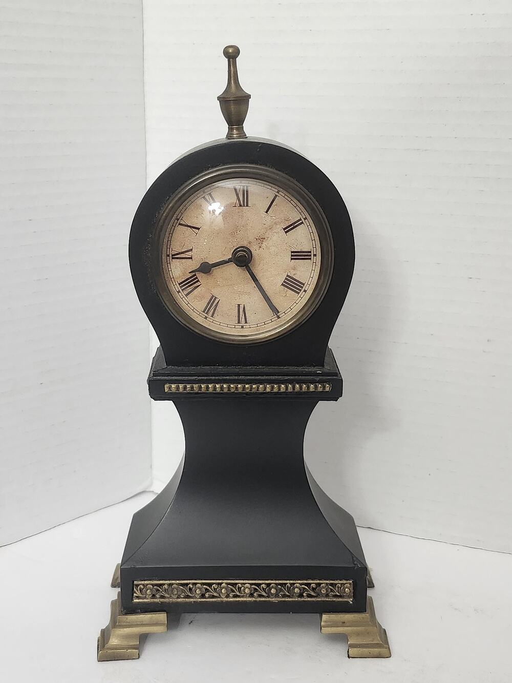 Black Wooden Bracket Mantel Clock Finial India USA Movement Needs Batteries